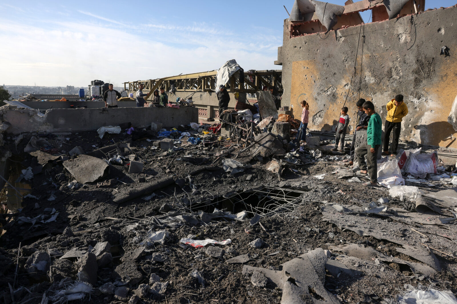 Death of Palestinian child same as Italian child: Defense Minister Crosetto