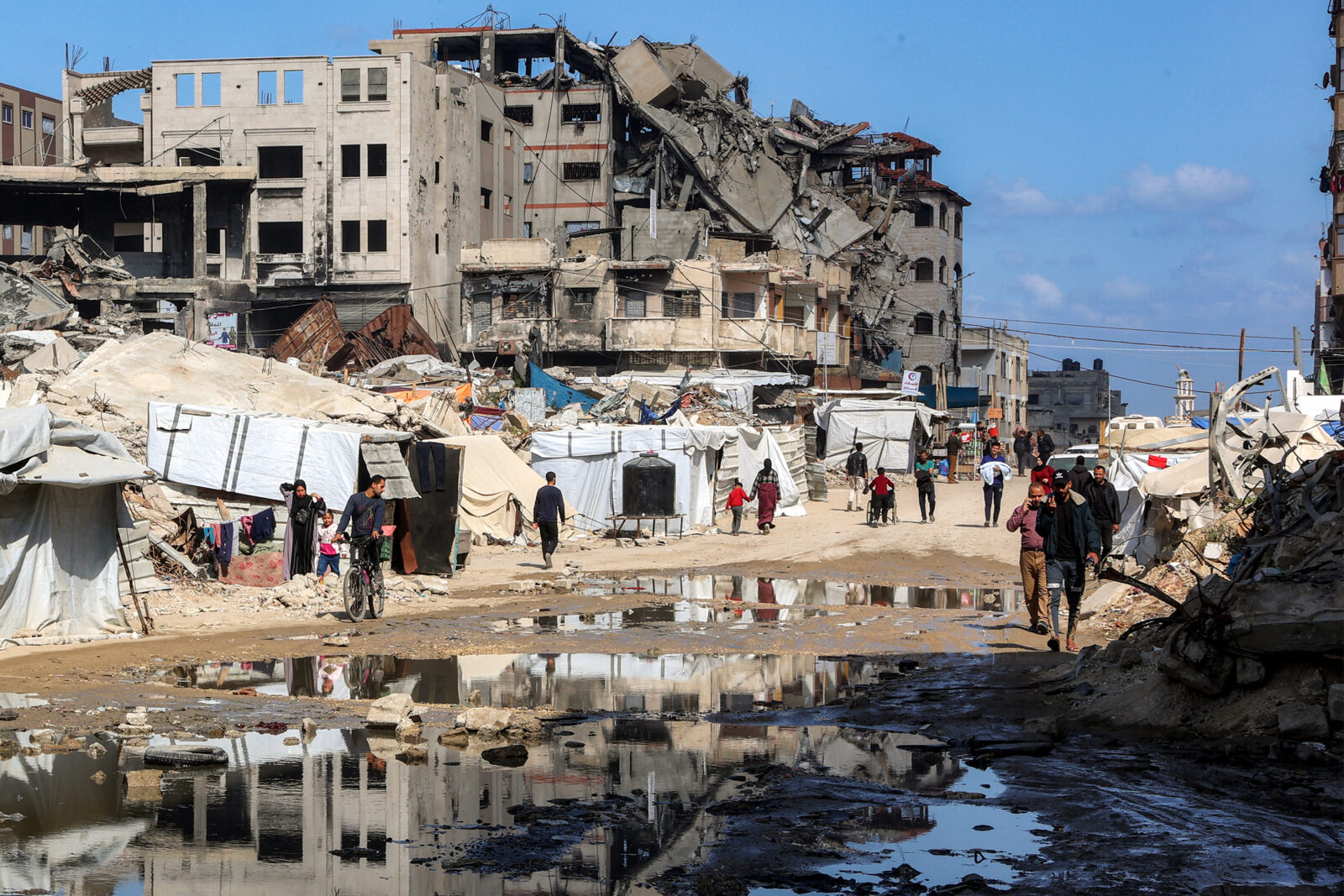 Hamas says it's ready to free all hostages if Israel ends Gaza war