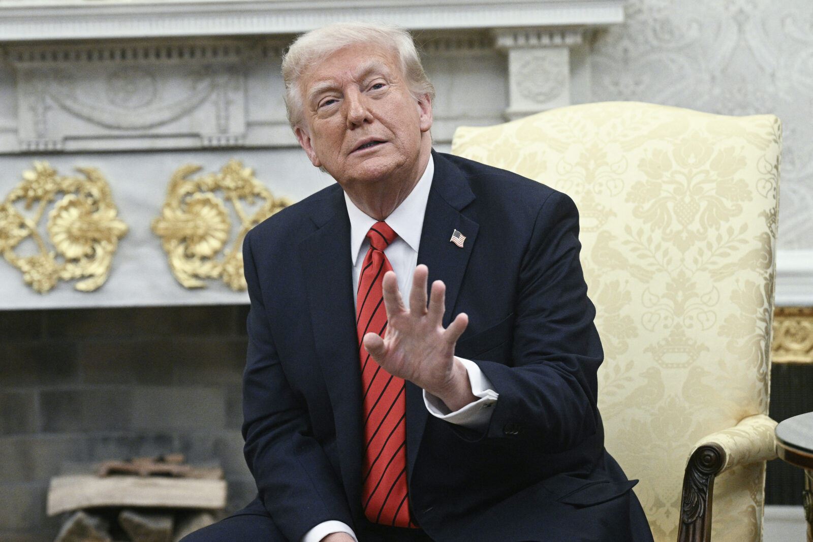 U.S. President Donald Trump talks to members of the media as he meets with Italian Prime Minister Giorgia Meloni in the Oval Office of the White House in Washington, D.C., April 17, 2025. (AFP Photo)