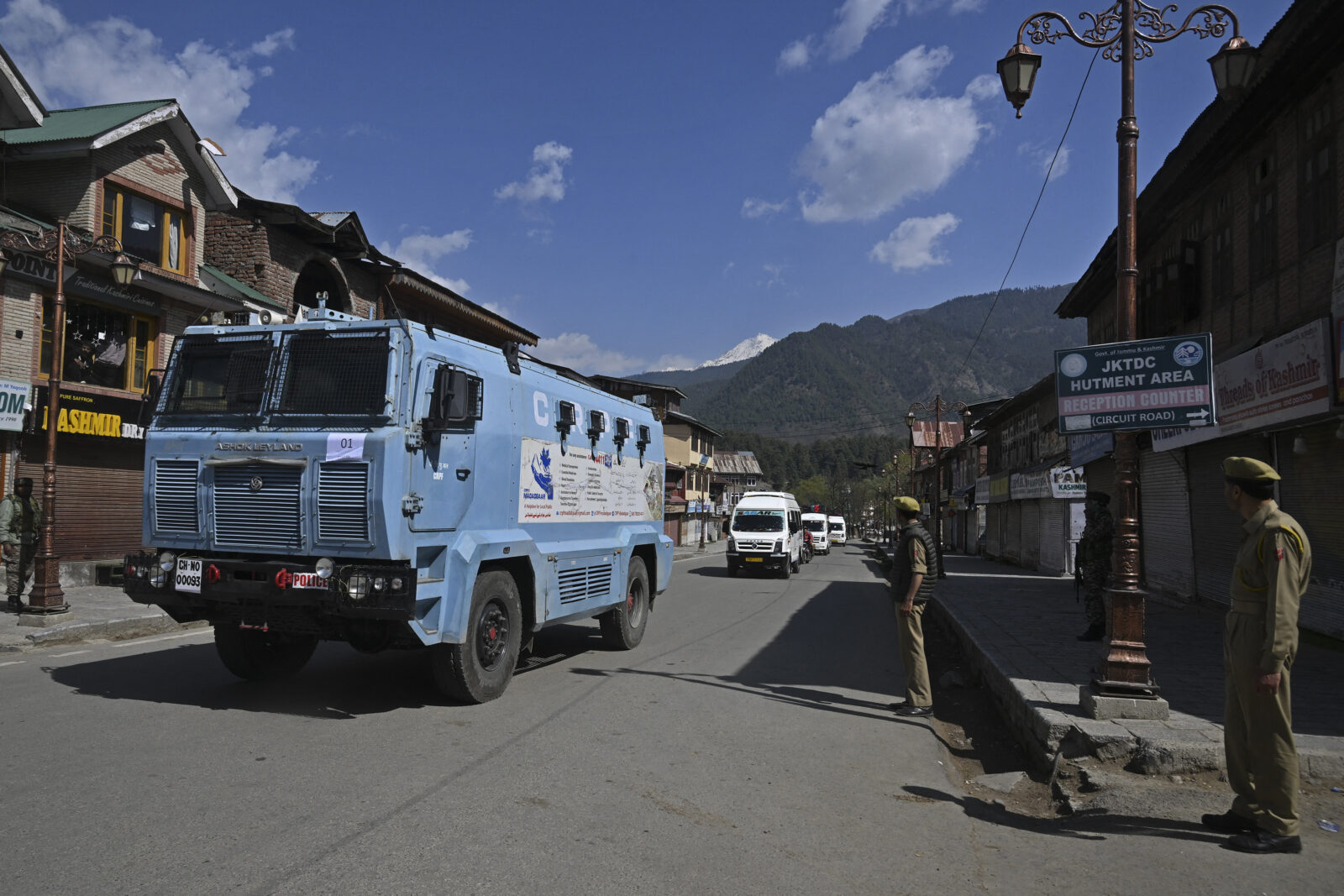 An Indian paramilitary vehicle escorts tourists after an attack in Pahalgam, about 90kms (55 miles) from Srinagar on April 23, 2025. (AFP Photo)