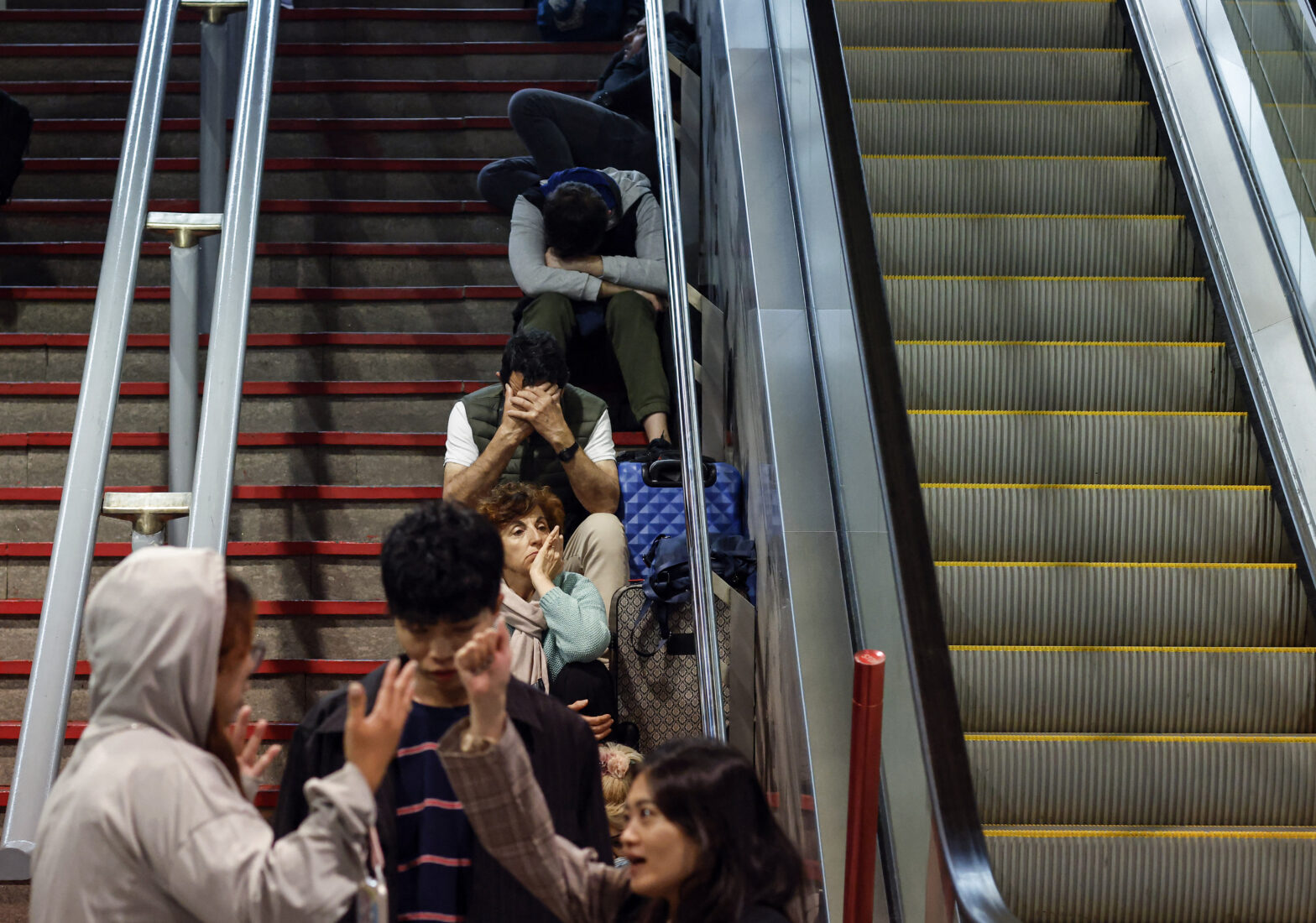 Türkiye evaluates power outage in Europe, confirms no impact on national grid