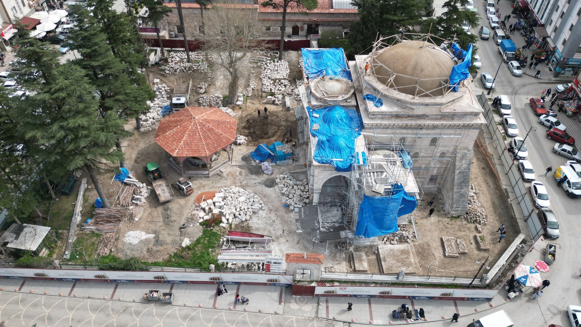 Ancient tomb remains found at Gulbahar Hatun Mosque during restoration in Türkiye's Tokat