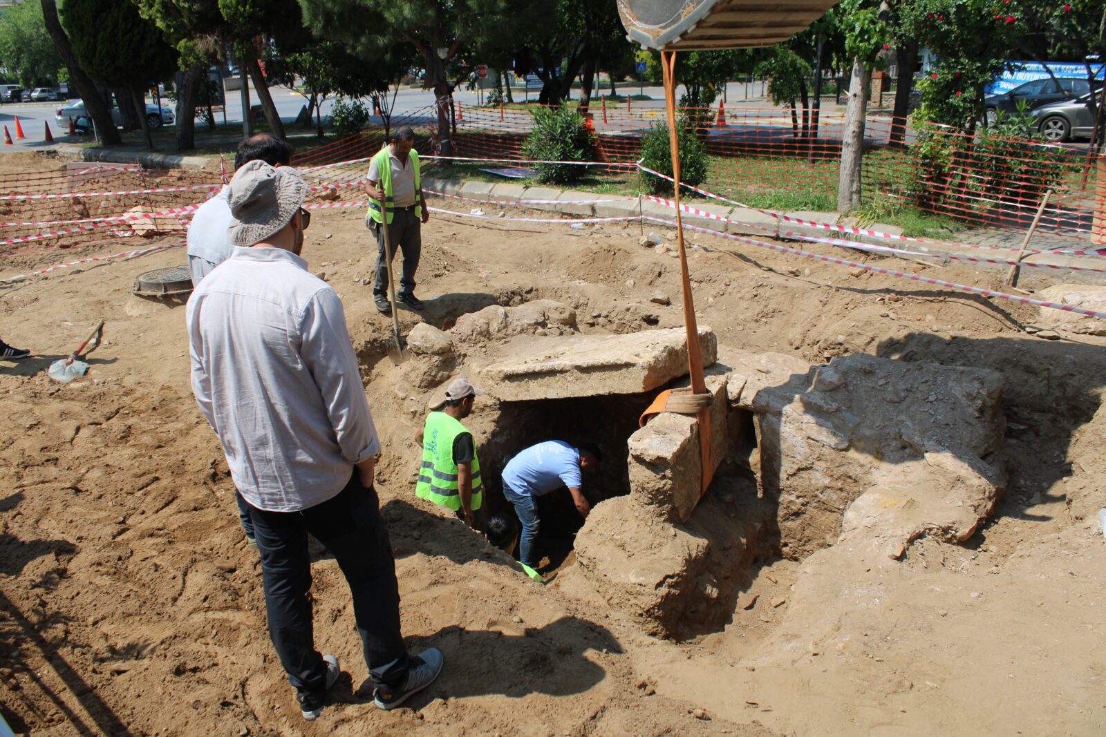 A view of the "chamber tomb" during road renovation works carried out by the municipality in the area close to Tralleis ancient city in Efeler district of Aydin, Türkiye, April 29, 2025. (IHA Photo)