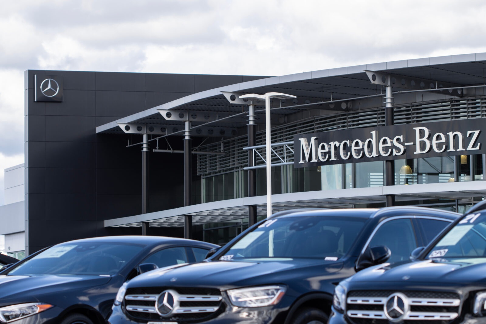Exterior view of a Mercedes-Benz dealership in California, U.S, on Feb. 21, 2024. (Adobe Stock Photo)