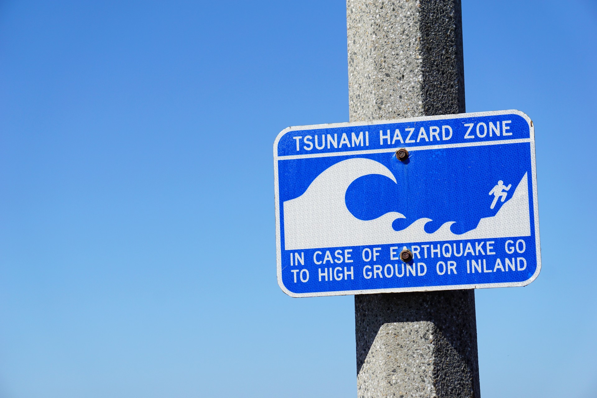 Tsunami warning issued after 6.9 magnitude earthquake hits Papua New Guinea Image