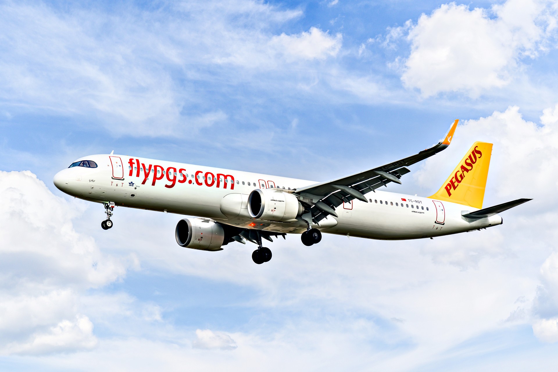 Children fly free via Pegasus Airlines, April 18–23 bookings for national holiday
