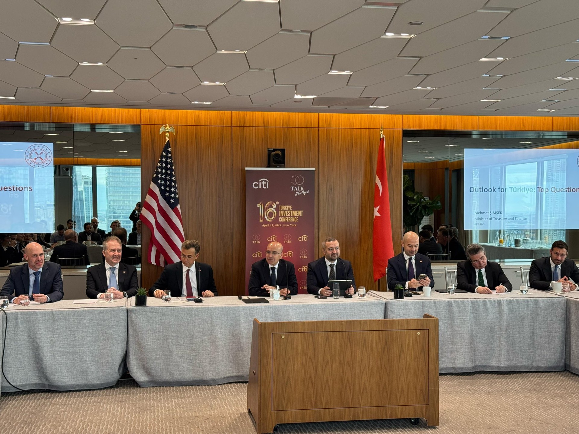 Economic reforms take center stage as Finance Minister Simsek meets with US investors Image
