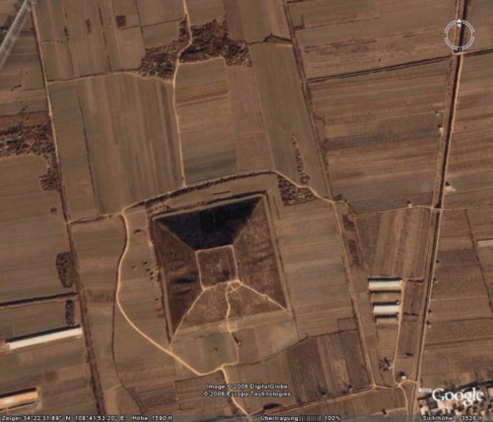 White pyramid near Xian, China, on 34.22 North and 108.41 East. (Photo via Google Maps)