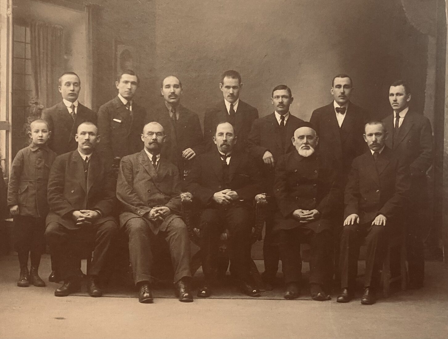 Politician Sadri Maksudi (Arsal) with Finnish Tatars in Tampere, Finland, 1920. (Photo via Finnish Heritage Agency)