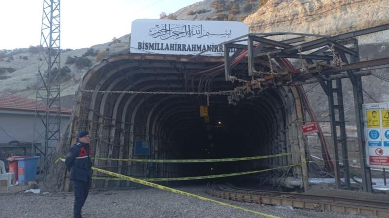 Coal mine collapse in Türkiye’s capital injures 14 workers, 2 critical