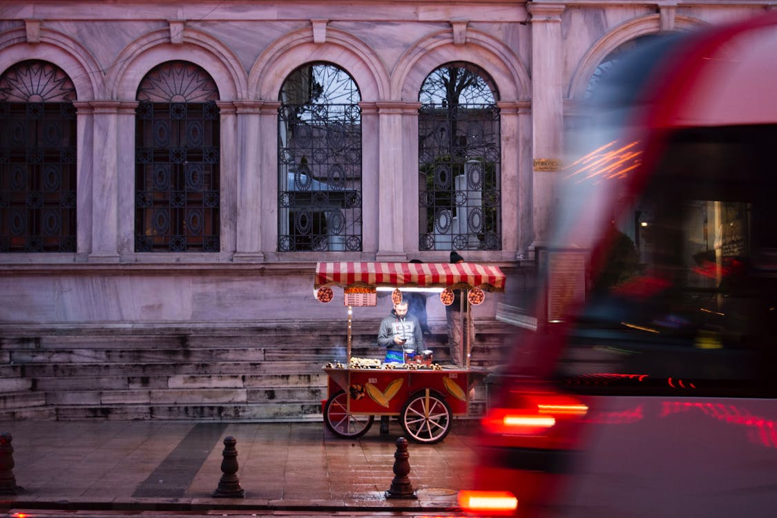 How to travel Istanbul affordably: Transportation, food and site seeing on a budget