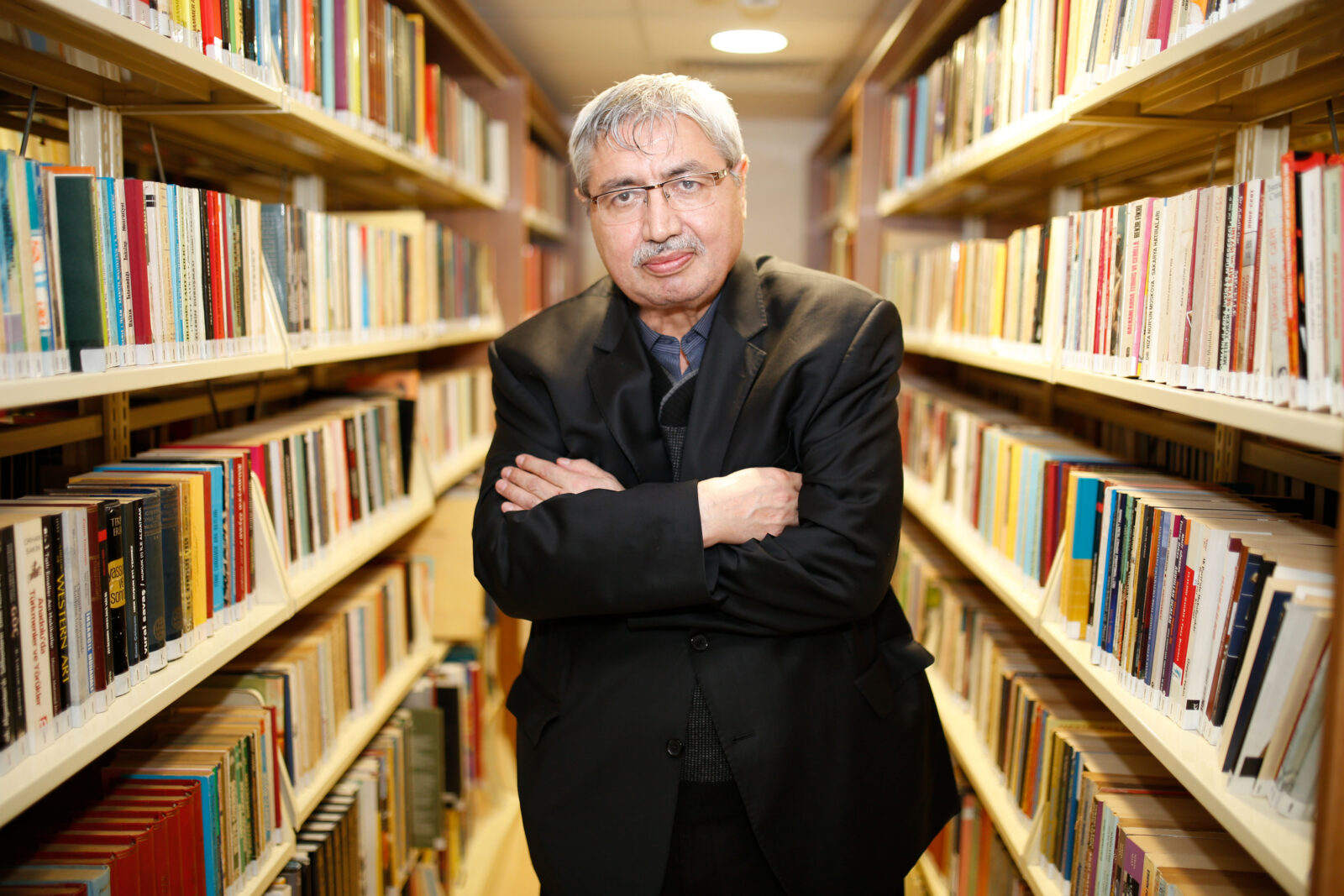 Ahmet Ucar researches historical Anatolian tiles in the collections of important museums in the West, such as the Louvre and the Metropolitan, April 28, 2025. (Photo via Türkiye daily)