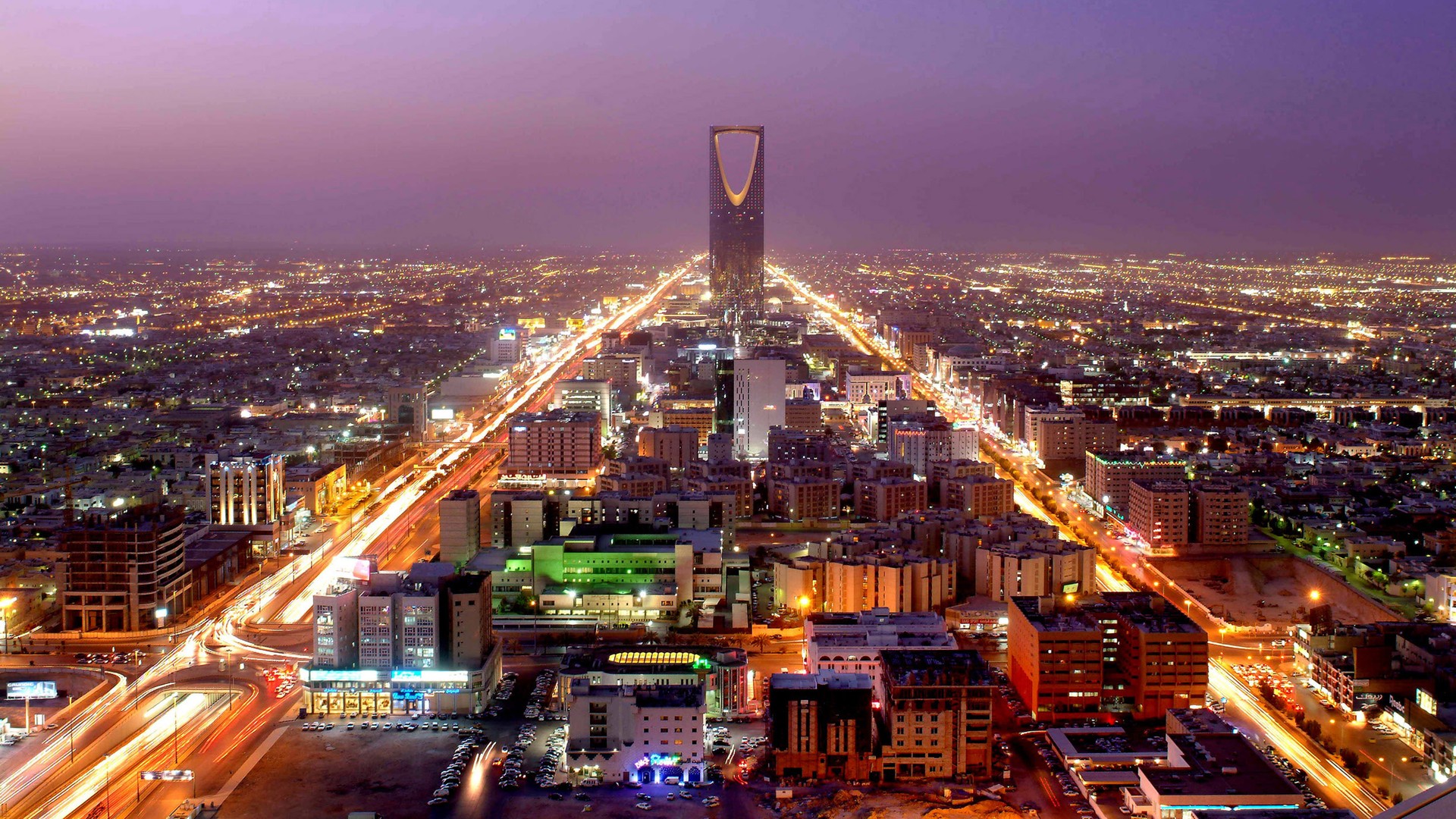 Saudi Arabia weighs options amid oil price dip