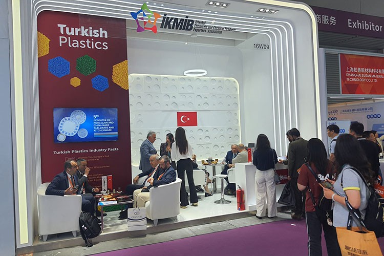 Representatives from the Istanbul Chemicals and Chemical Products Exporters' Association (IKMIB) attend the Chinaplas Fair with an information stand in Shenzhen, China, on April 25, 2025. (AA Photo)