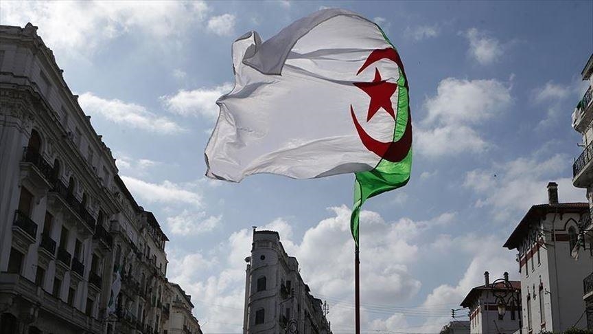 Algeria expels 12 French diplomats amid rising diplomatic tensions