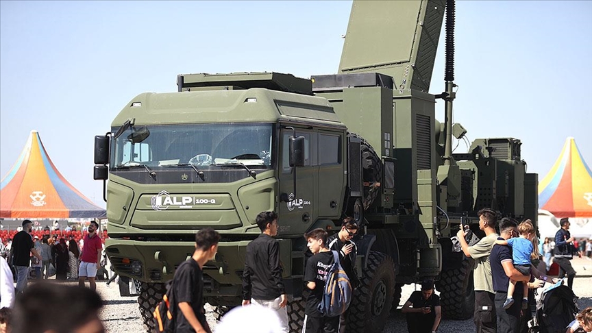 The low altitude radar 'ALP 100-G', produced by Aselsan to strengthen the Turkish Armed Forces' surveillance capability, was also showcased in Adana, Türkiye, on Oct. 3, 2024. (AA Photo)