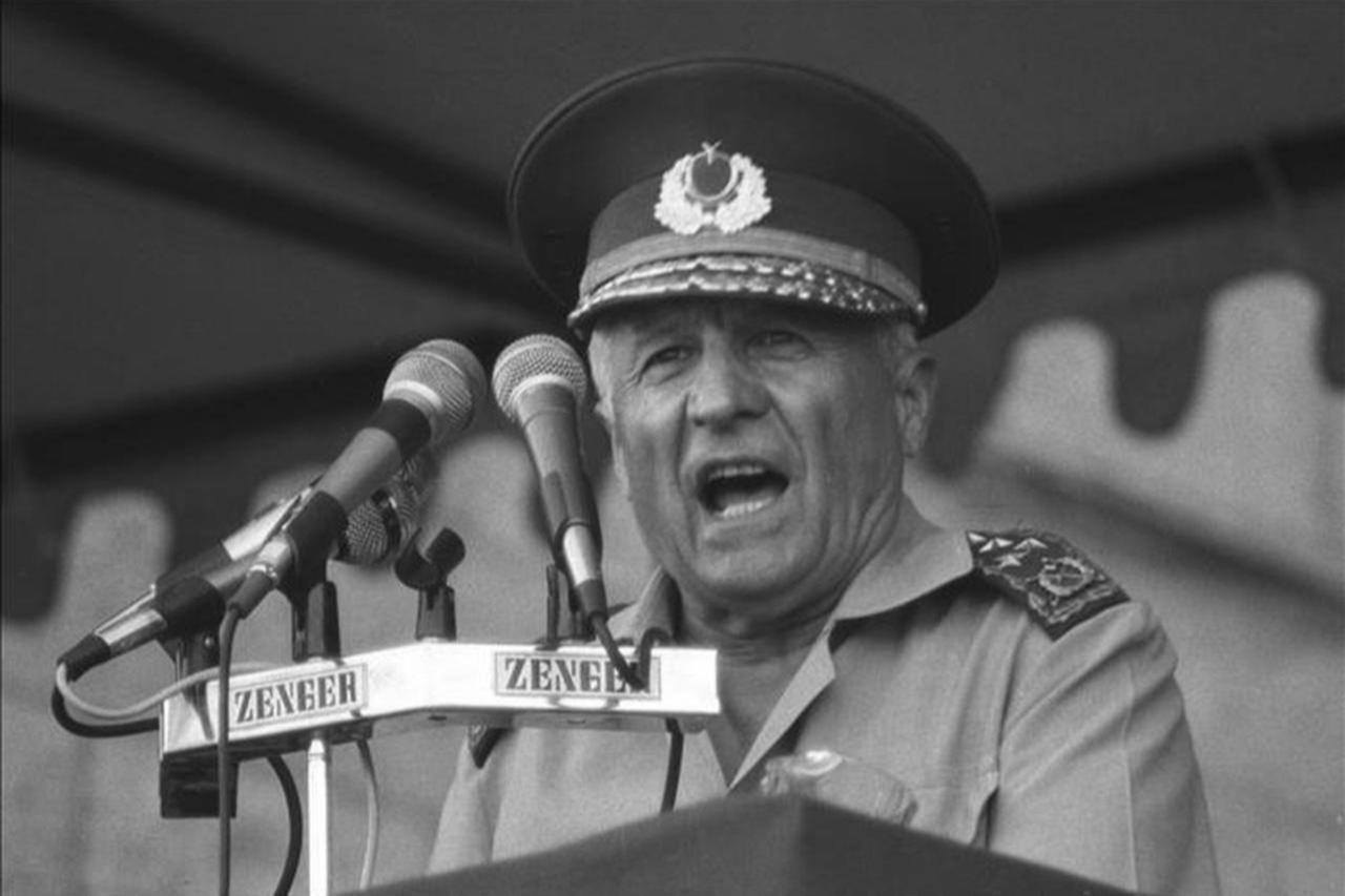 Kenan Evren was Türkiyes former president and the general who staged the coup on September 12, 1980. (Archival photo)