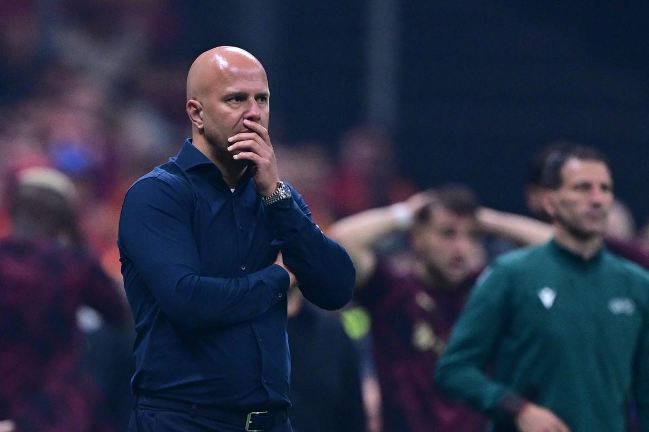 Head coach of Liverpool Arne Slot follows the UEFA Champions League match between Galatasaray and Liverpool at RAMS Park in Istanbul, Türkiye, September 30, 2025. (AA Photo)