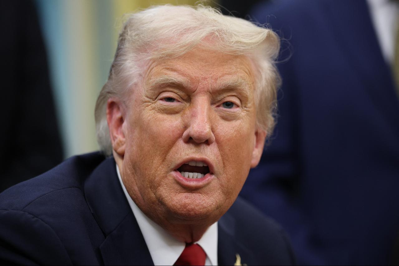 U.S. President Donald Trump speaks about ending childhood cancer in the Oval Office at the White House on September 30, 2025 in Washington, DC. (AFP Photo)
