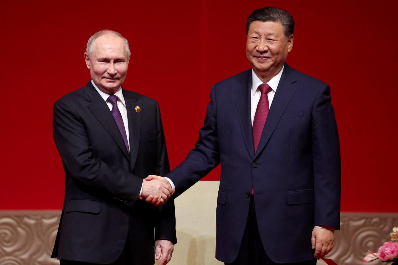 Russian President Vladimir Putin and Chinese leader Xi Jinping met in Beijing, May 2025. (AFP Photo)