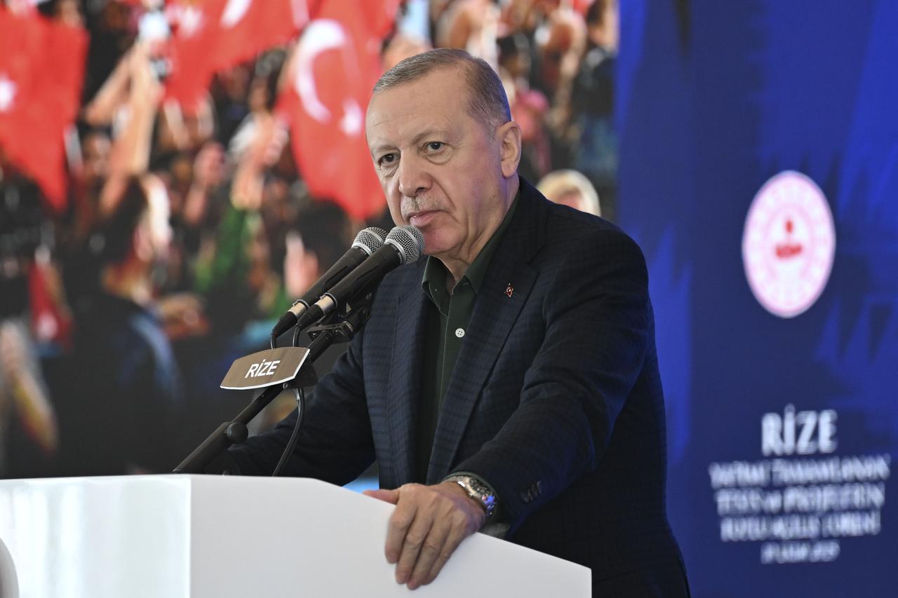 Turkish President Recep Tayyip Erdogan makes a speech during the Opening Ceremony of Newly-Built Facilities and Projects in Rize, Türkiye, on Oct. 10, 2025. (AA Photo)