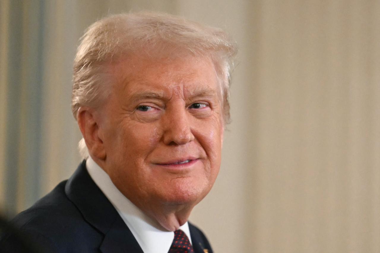 US President Donald Trump listens to Israeli Prime Minister Benjamin Netanyahu (off frame) during a joint press conference in Washington D.C., United States, September 29, 2025. (AFP Photo)