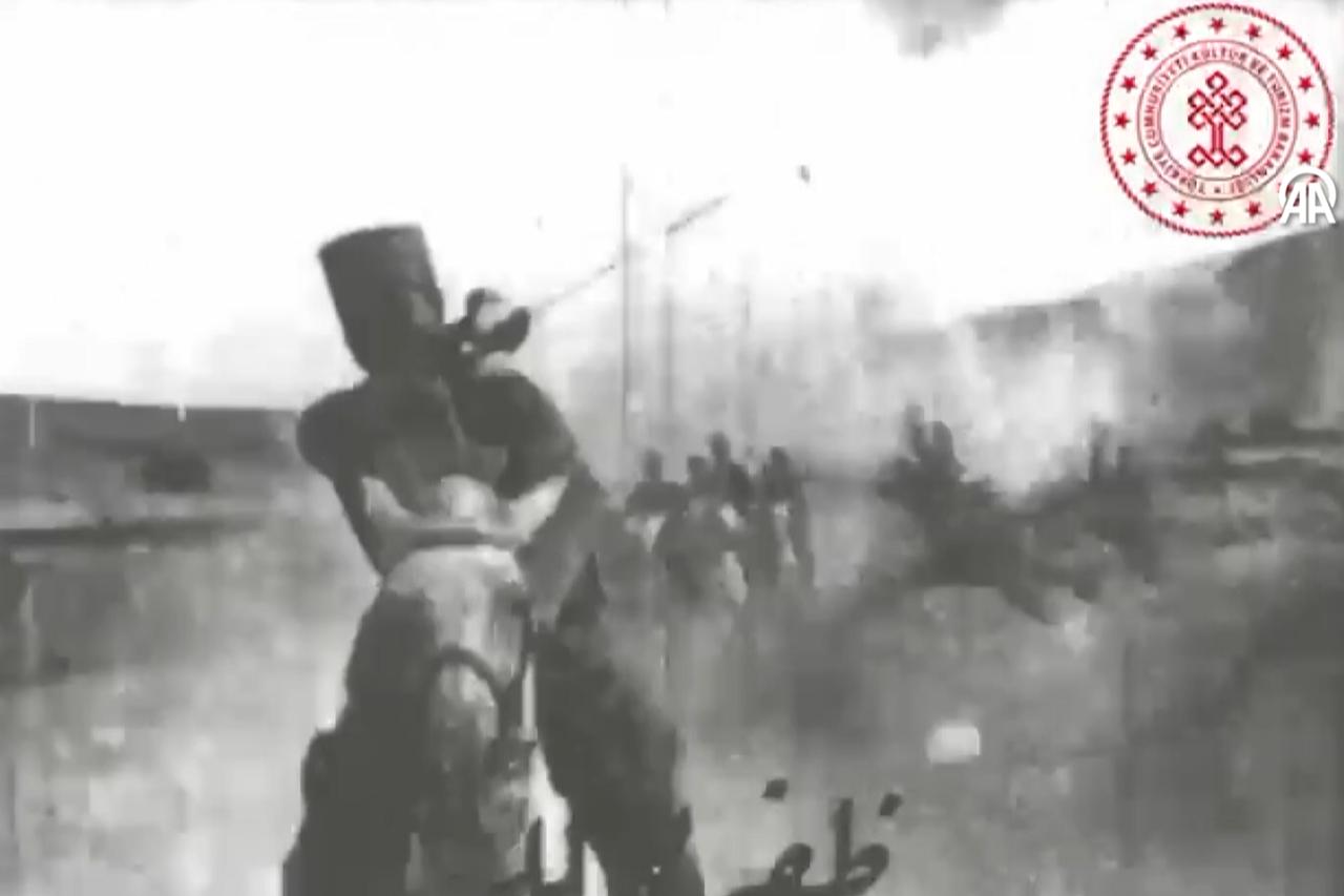 Rediscovered footage from the 1923 Turkish War of Independence film Zafer Yollarinda. (Footage via AA/Culture and Tourism Ministry)