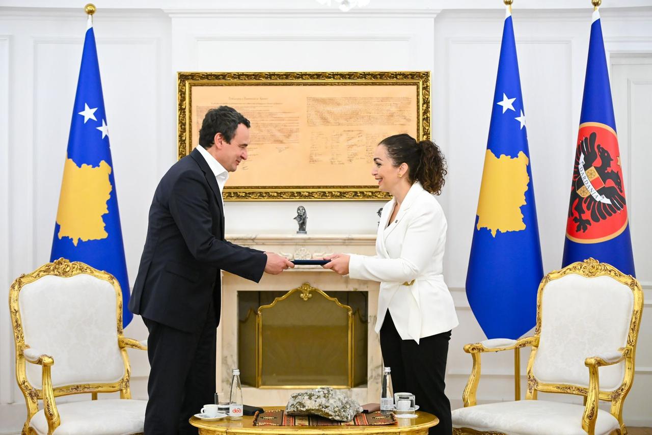 Kosovo Prime Minister Albin Kurti (L) meets with President of Kosovo Vjosa Osmani (R) in Pristina, Kosovo on Oct. 11, 2025. (Presidency of Kosovo Handout / AA Photo)