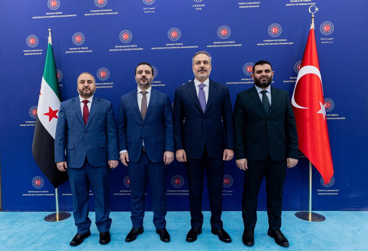 Foreign Minister Hakan Fidan (2nd R) meets with Syrian Foreign Minister Asaad al-Shaibani (2nd L), Syrian Defense Minister Murhaf Abu Qasra (L) and Head of Syrian Intelligence Hussain al-Seleme (R) in Ankara, Türkiye, Oct. 12, 2025. (AA Photo)