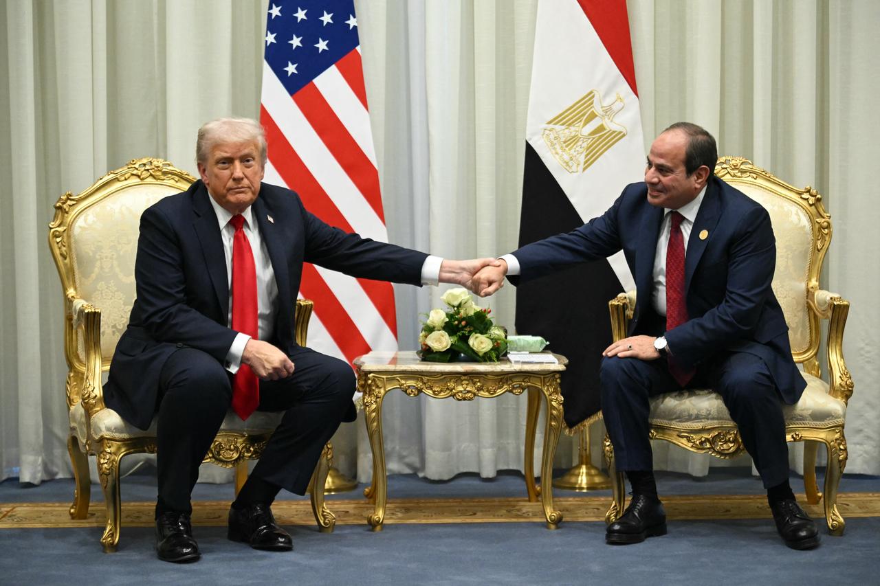 US President Donald Trump holds a meeting with Egypt's President Abdel Fattah al-Sisi during a summit on Gaza in Sharm el-Sheikh on Oct. 13, 2025. (AFP Photo)