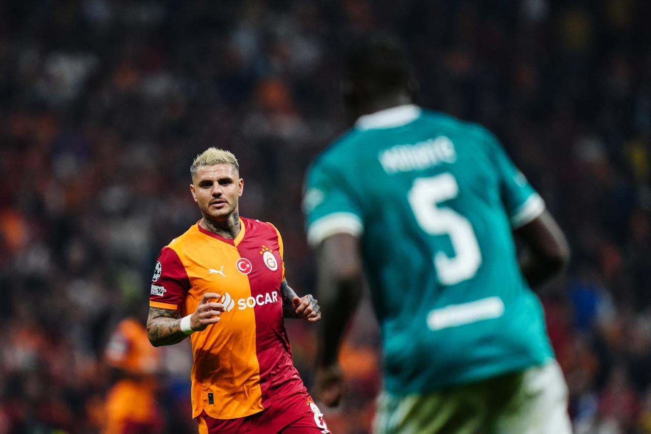 Mauro Icardi in action for Galatasaray against Liverpool at RAMS Park in Istanbul, Türkiye, September 30, 2025. (AA Photo)
