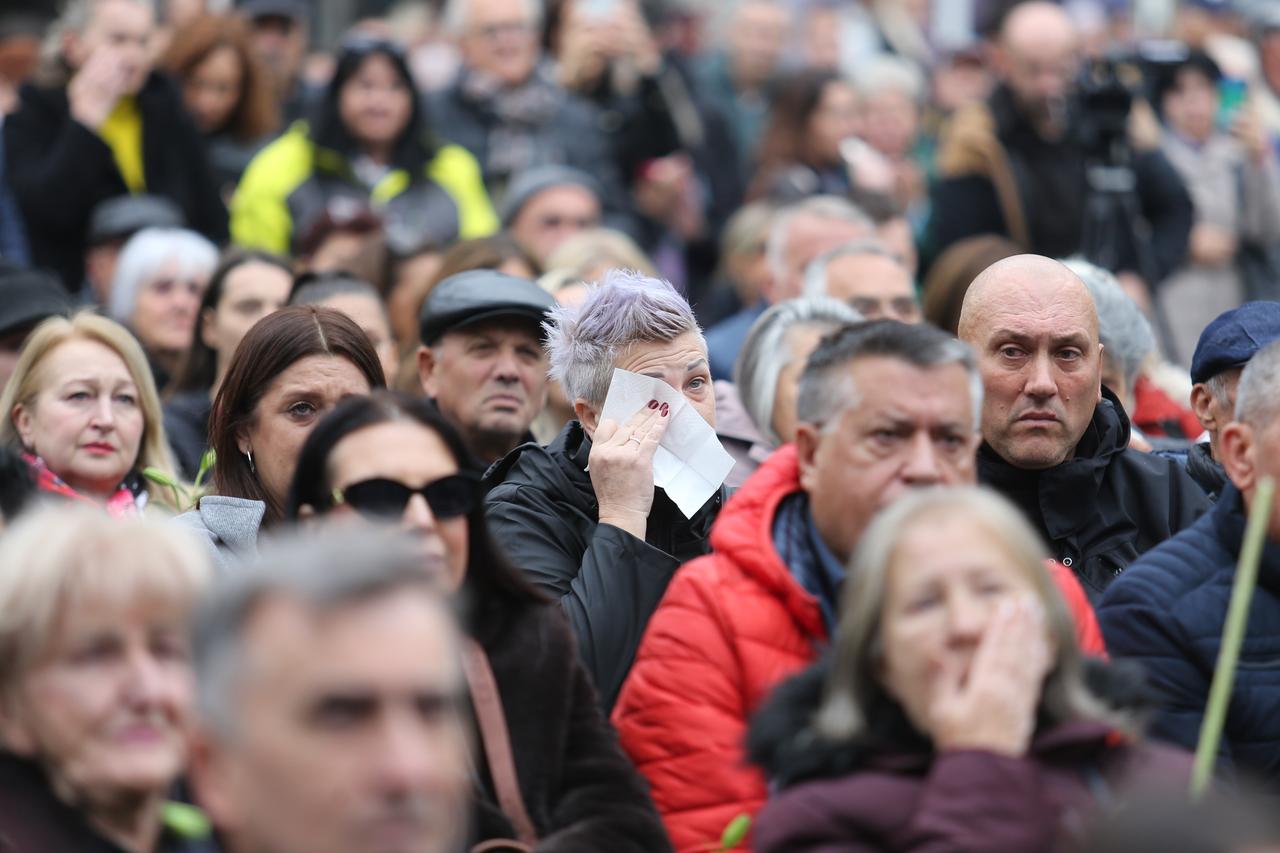 Thousands attend funeral of Bosnian folk icon Halid Beslic in Sarajevo