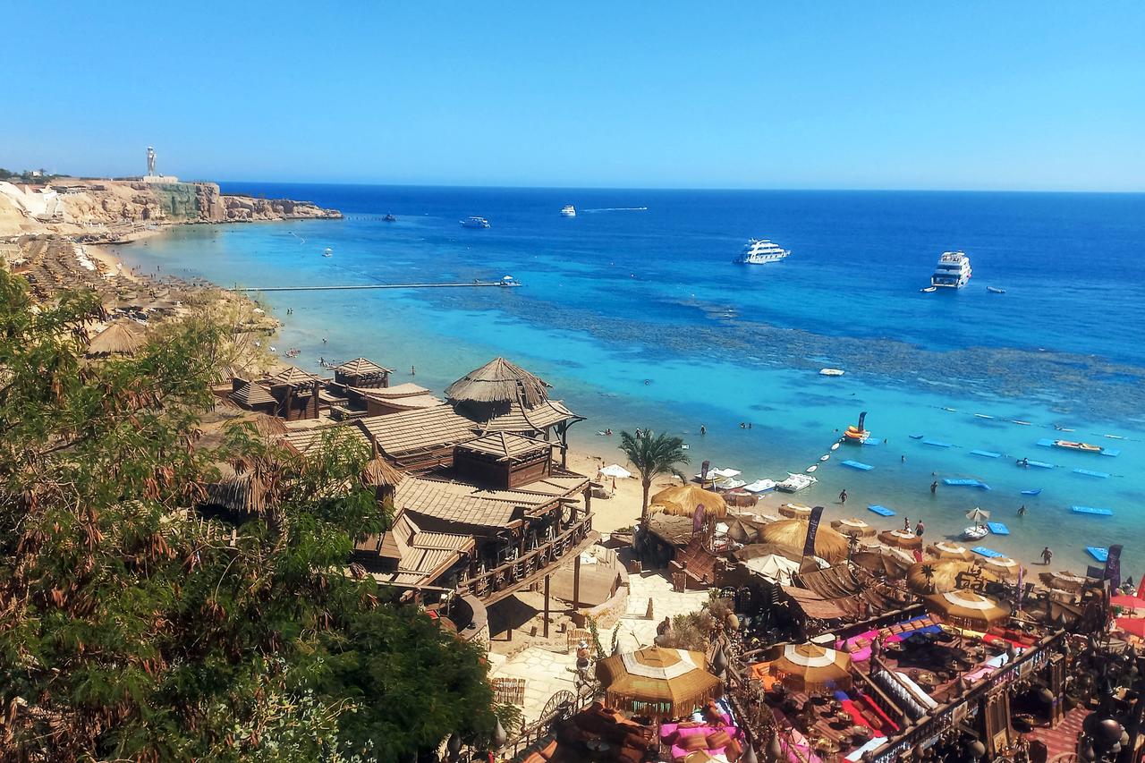 What makes Sharm el-Sheikh the preferred venue for peace talks over the years?