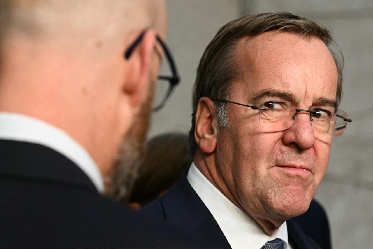 Germany's Defense Minister Boris Pistorius looks on during a family photograph as part of a NATO Ministers of Defence Summit at the NATO headquarters in Brussels, Oct. 15, 2025. (AFP Photo)