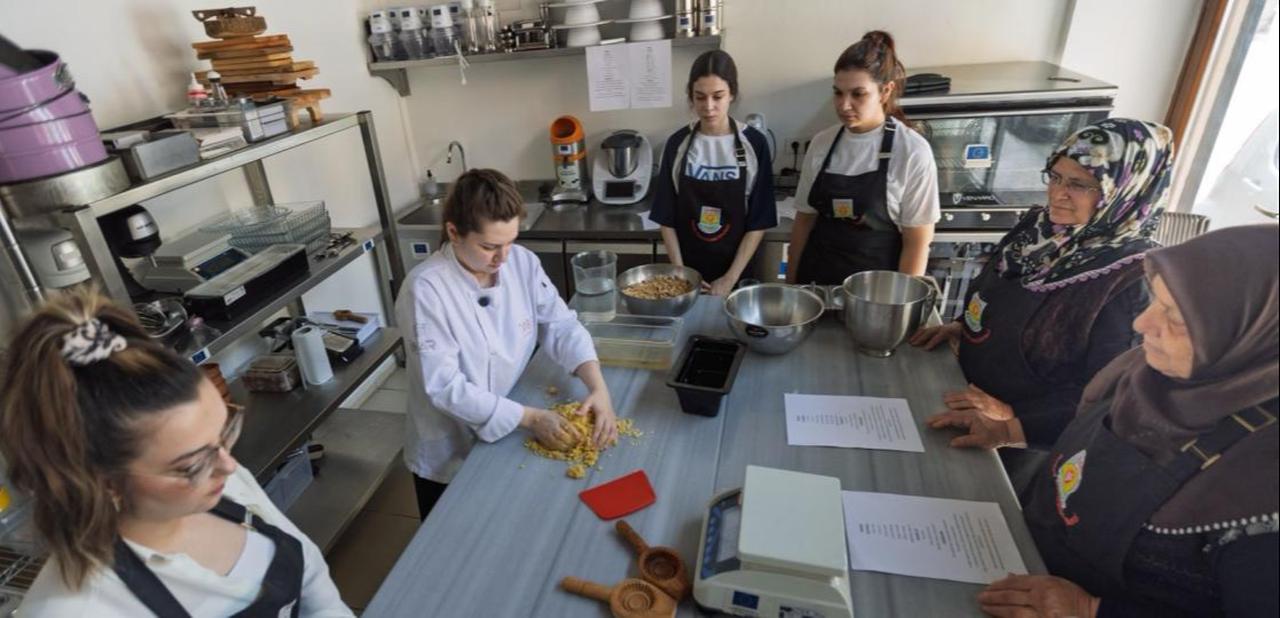 Participants attend a traditional dessert workshop at the Tarsus Gastronomy Centre. (Photo via Delegation of the European Union to Türkiye)