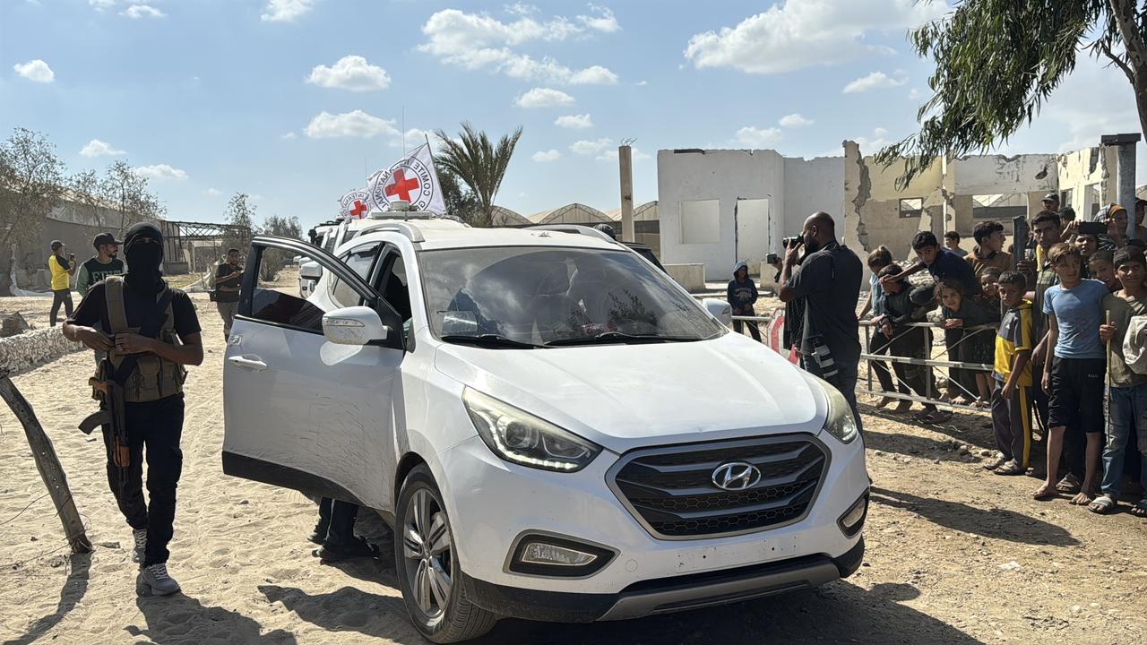 Al-Qassam Brigades, the armed wing of Hamas, as part of a ceasefire and hostage-prisoner exchange agreement in Deir al-Balah, Gaza, October 13, 2025. (AA Photo)