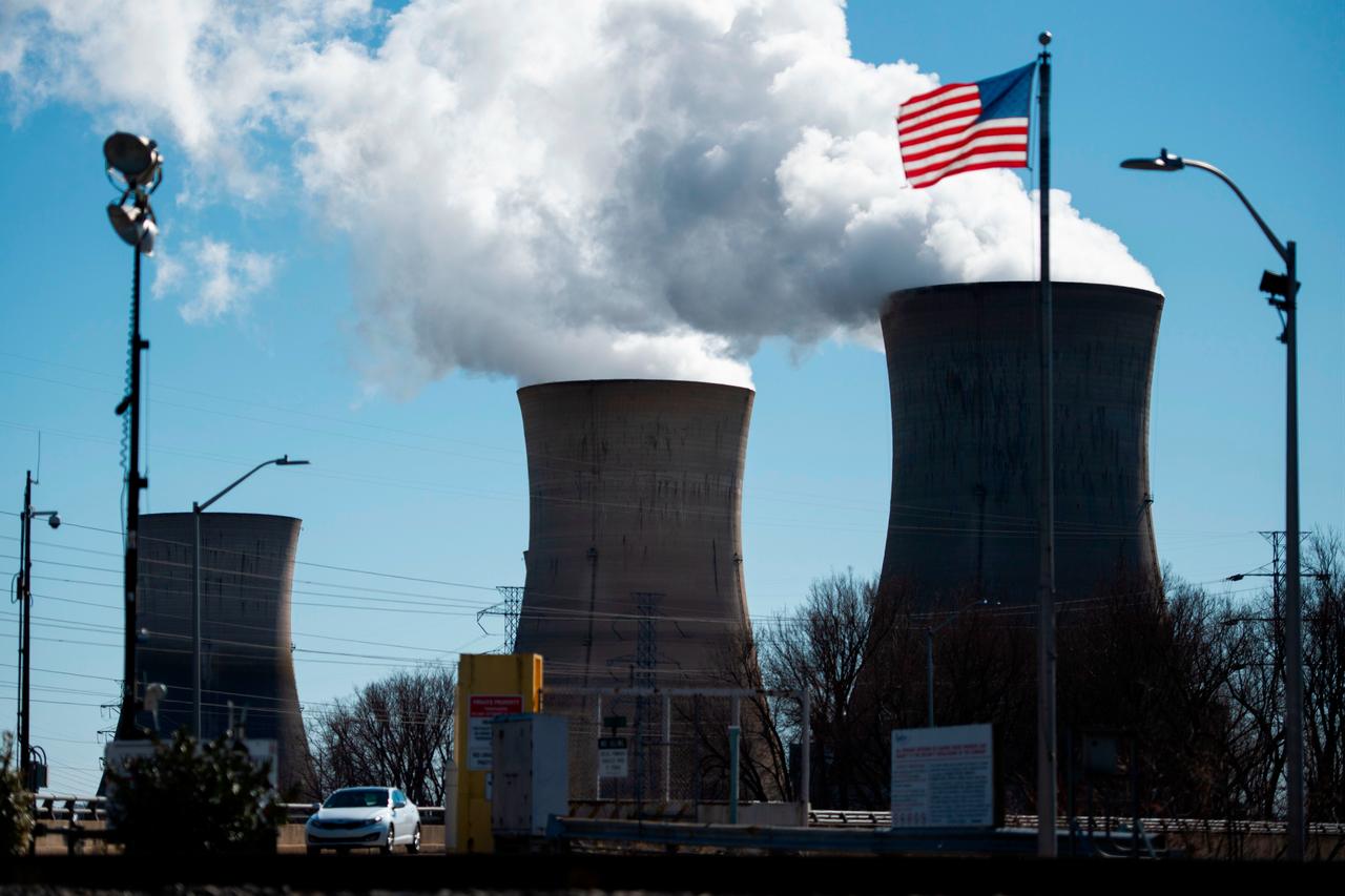 World’s nuclear power hits record high, yet its global share continues to shrink