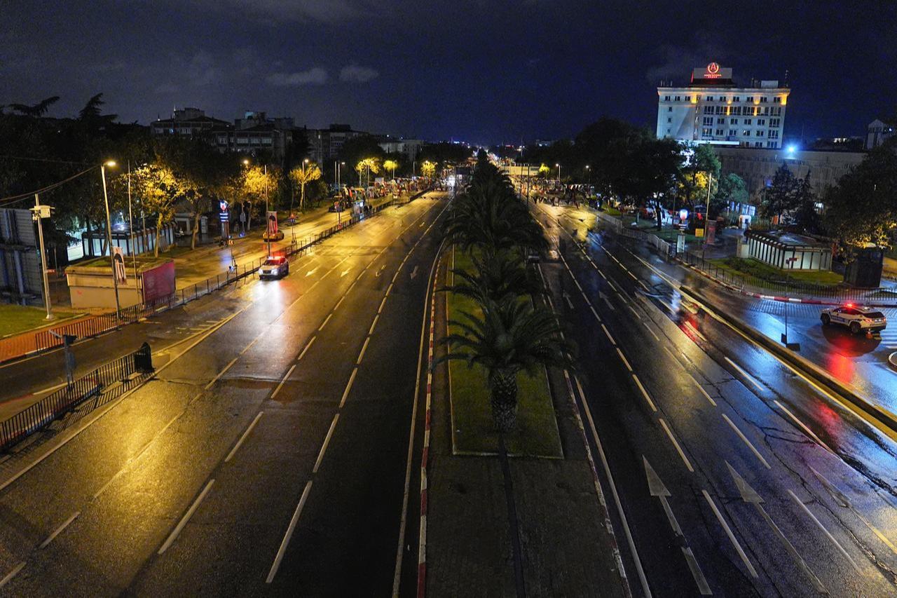 A view of Adnan Menderes Boulevard in Istanbul, Türkiye, October 19, 2025. (AA Photo)