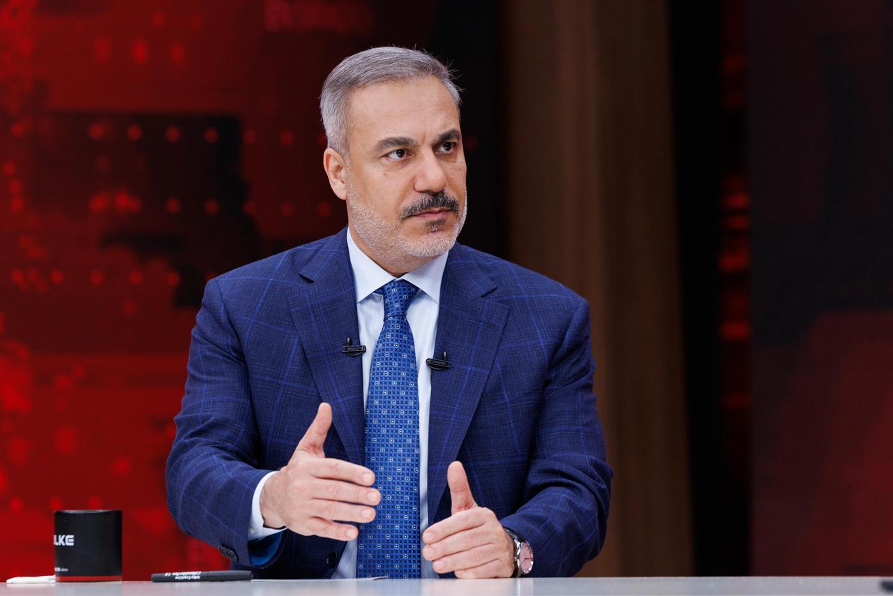 Turkish Foreign Minister Hakan Fidan speaking during a television program in Istanbul, Türkiye, October 18, 2025. (AA Photo)