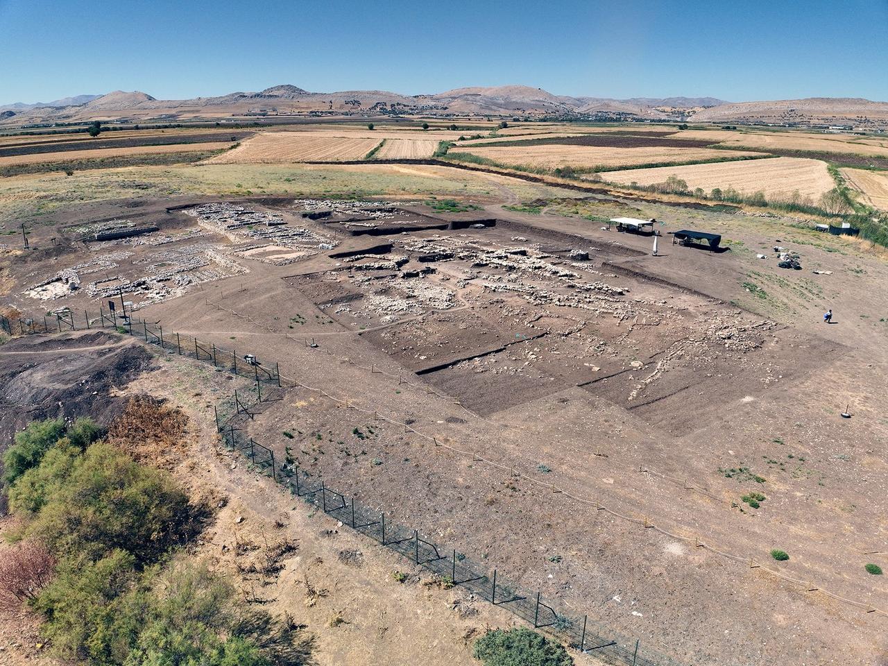 An aerial view of the Cayonu Hill excavation site in Diyarbakir’s Ergani district, Türkiye, Oct. 1, 2025. (IHA Photo)