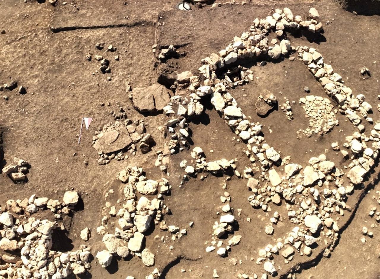 Stone foundations of structures and burial areas revealed at Cayonu Hill in Diyarbakir, Türkiye, Oct. 1, 2025. (IHA Photo)