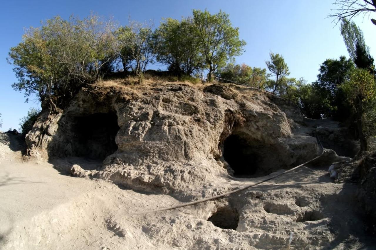 A view of the sacred cave and ritual area uncovered at Attouda in Denizli, Türkiye, Oct. 1, 2025. (Photo via Instagram/@arkeolojihaber)