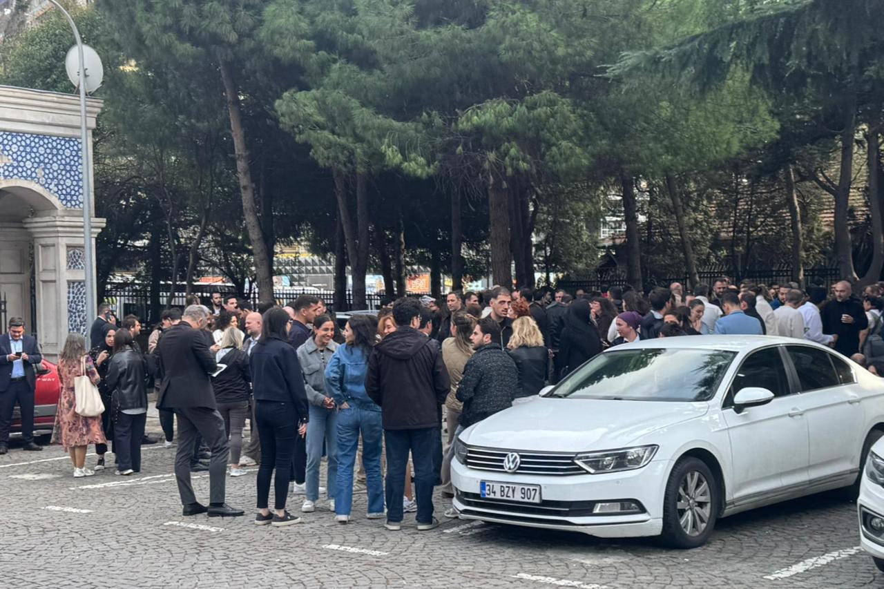 People wait outside after leaving buildings following a 5.0-magnitude earthquake that was felt in Istanbul, Türkiye, October 2, 2025. (AA Photo)
