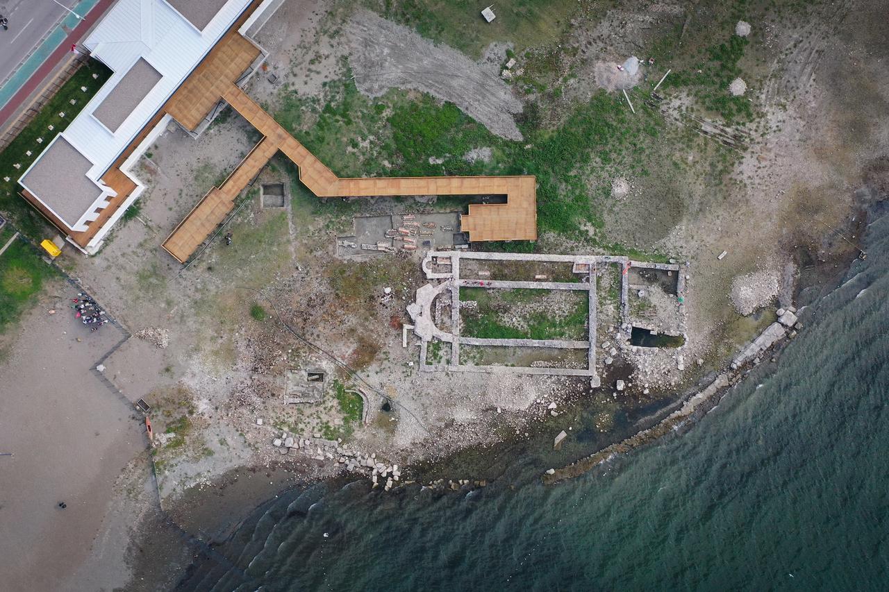An aerial view of the Sunken Byzantine Basilica at Lake Iznik in Bursa, Türkiye on October 19, 2025. (AA Photo)