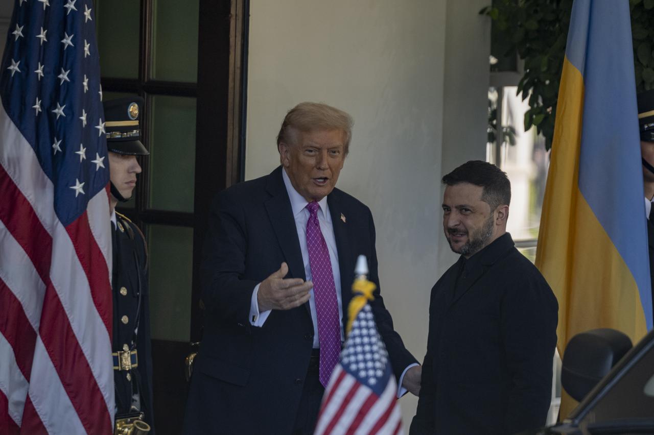 United States President Donald Trump greets the Ukrainian President Volodymyr Zelenskyy at the White House in Washington DC, United States on Oct. 17, 2025.  (AA Photo)