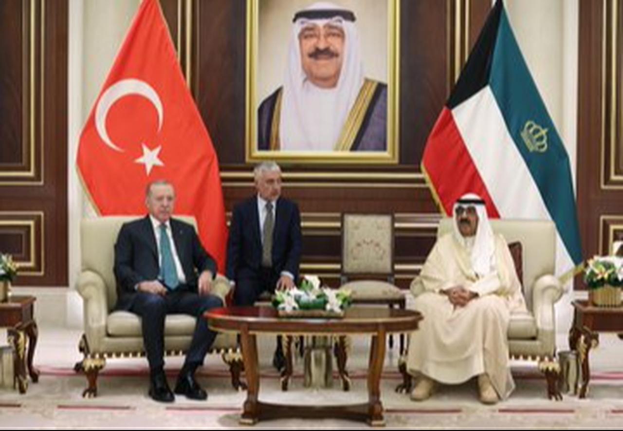 President Erdogan arrives in Kuwait for an official visit on 21 Oct. 2025. (Photo via @/Communications on X)