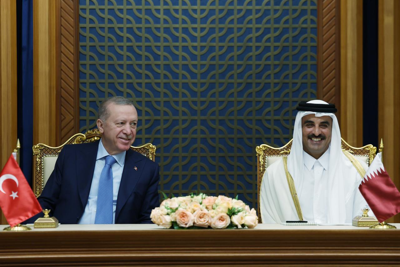 President Recep Tayyip Erdogan and Emir of Qatar Sheikh Tamim bin Hamad Al Thani attend a signing ceremony for agreements after their meeting in Doha, Qatar, Oct. 22, 2025. (Photo via Turkish Presidency/Murat Kula)