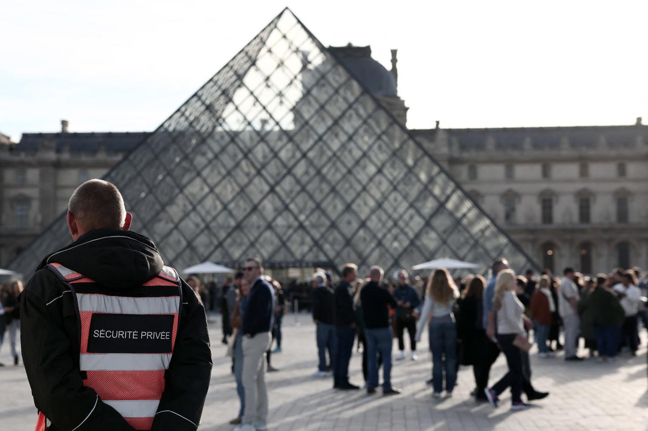 When Louvre fell silent—what daylight heist revealed about museum security
