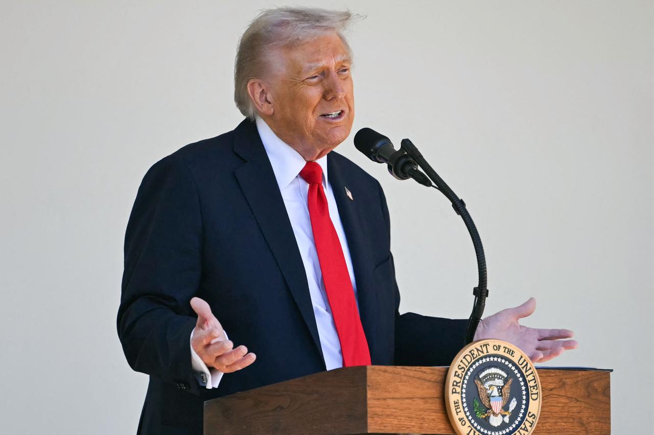 Trump to depart for Asia, meet Xi on October 30 at APEC summit