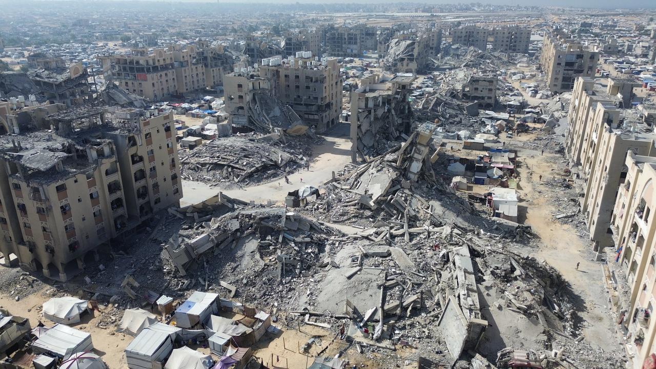 An aerial view shows the extensive destruction following the ceasefire in Khan Yunis, Gaza, October 21, 2025. (AA Photo)